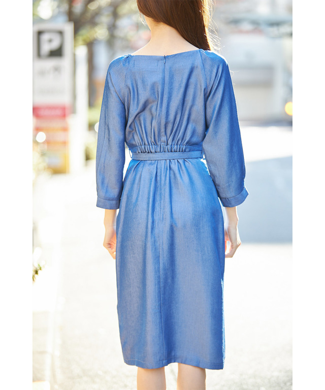 大人女子の最愛シルエットに夢中 ベルト付きテンセルデニムワンピース Tocco Closet Luxe