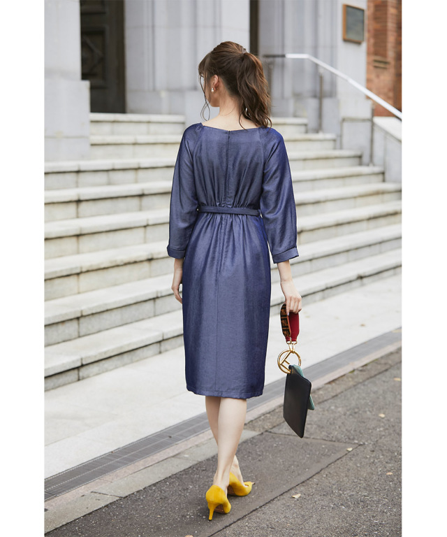 大人女子の最愛シルエットに夢中 ベルト付きテンセルデニムワンピース Tocco Closet Luxe