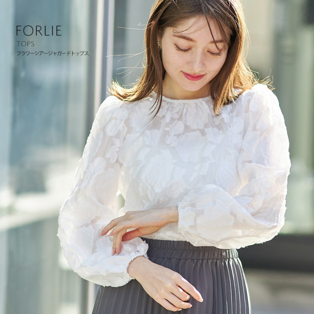 フラワーシアージャガードトップス≪春まで着れる under ￥3,500 Item 