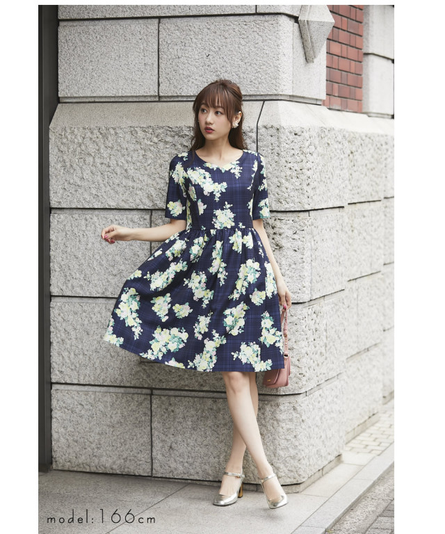 フラワーONチェックの褒められ美バランスワンピース 【fricca フリッカ  