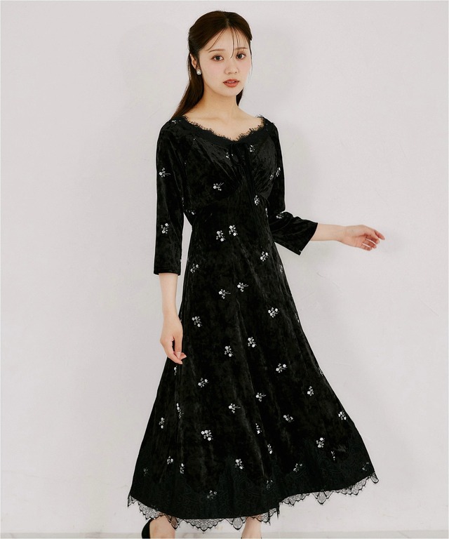 リボン付き小花刺繍ベロアレースラインワンピース