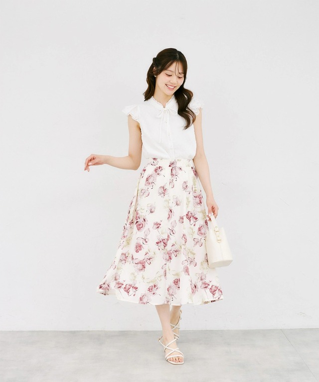 線画風水彩フラワープリントスカート