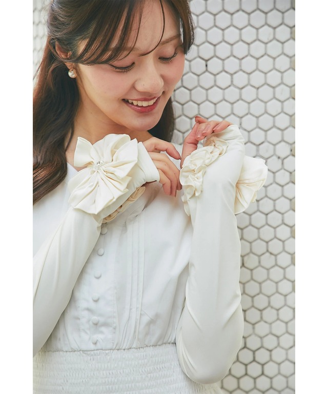 UVカット＆接触冷感♪リボンビジュー付きフリルアームウォーマー
