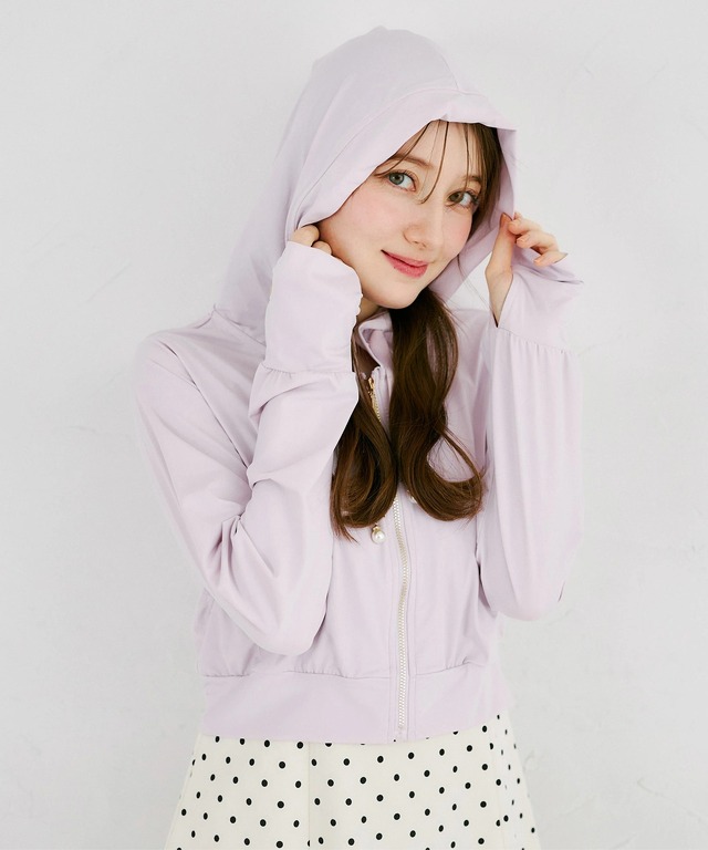 新品☆tocco(トッコ) パーカー こじはる着用 UVカット＆接触冷感♪パールチャーム付きフードフリルジップパーカー