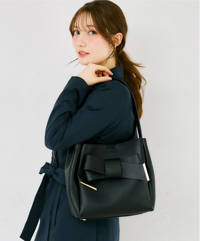 あ♡ A4サイズ対応♪アシメリボントートバッグ