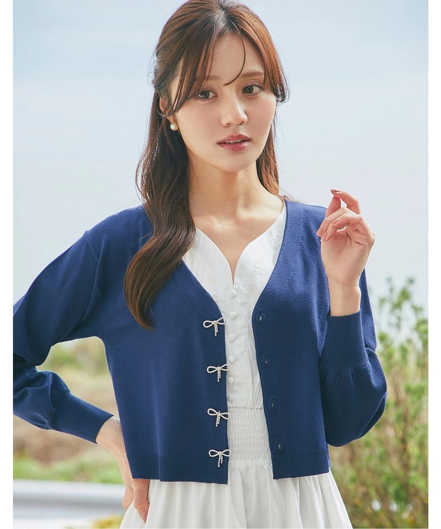 chesty リボン　ビジュー　カーディガン　ネイビー　美品 リボンビジューボタン ニット カーディガン Prima Scherrer 全3色