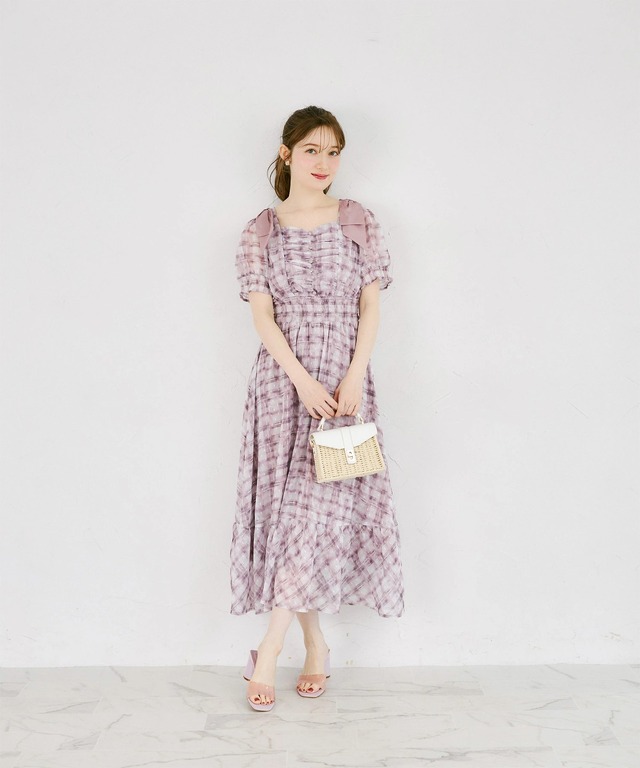 【さちえページ】 肩リボン付きシャーリングシアージャガードチェックワンピース
