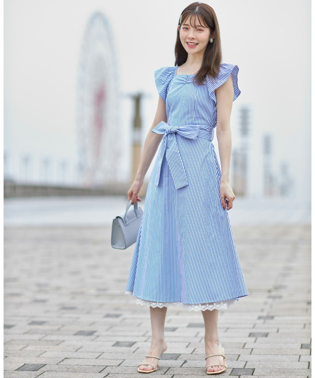 ウエストりぼん付き裾レース装飾ストライプワンピース