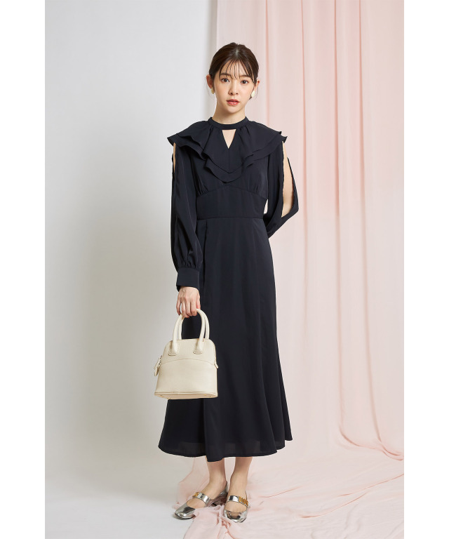 ラッフルフリル付き2WAYオープンショルダーワンピース 