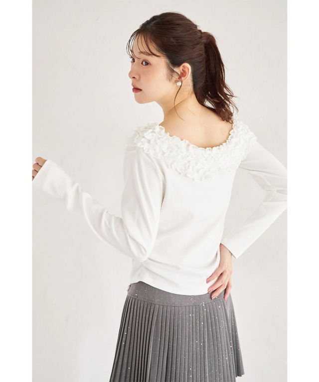 フリル付きサイドギャザーカットソープルオーバー