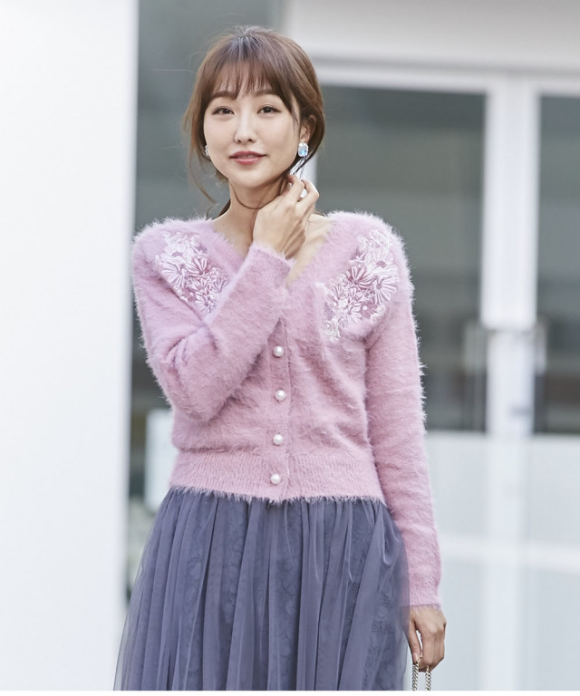 後ろシフォンりぼんつき刺しゅう入りほわほわニットカーディガン  