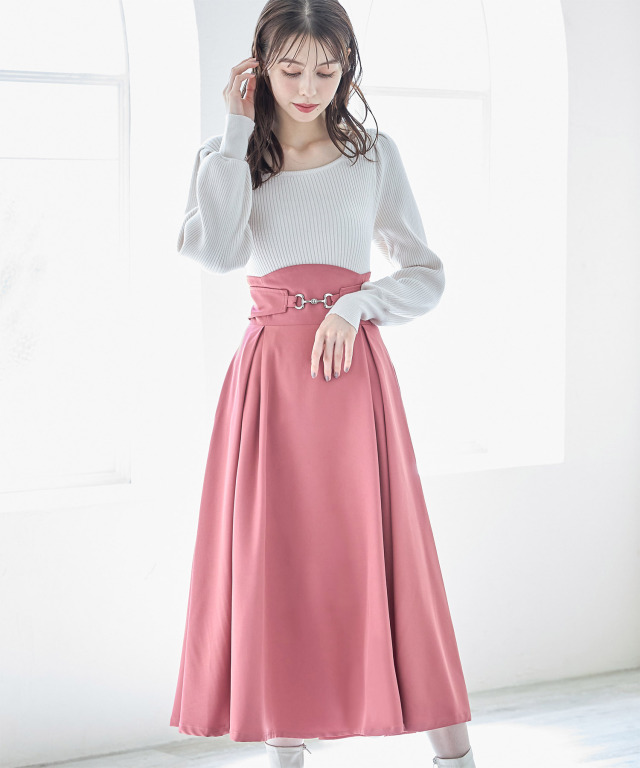 ★Coast プリーツVハイネック ライラックフレア 魅惑的マキシ★ バックレースアップ刺繍ラインチュールフレアスカート