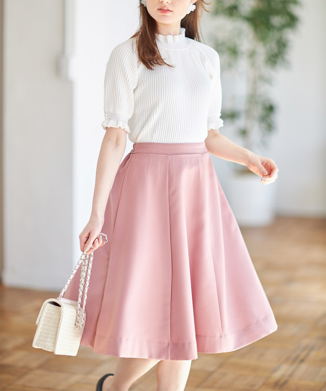 アレンジ自在でお得 フラワープリント 無地リバーシブルフレアスカート Linove リノーヴ Tocco Closet トッコクローゼット Collection 舞川あいくさんはピンク着用 Marigram0726さんはピンク着用