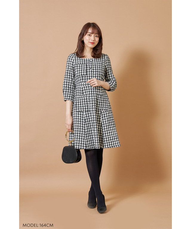 エレガントな雰囲気にマッチ ポケット付きスクエアネックツイードワンピース