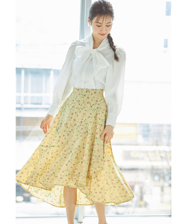 フラワープリントラップフィッシュテールスカート