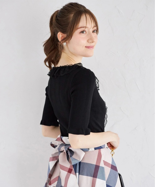 スクエアネックレースフリルニットプルオーバー