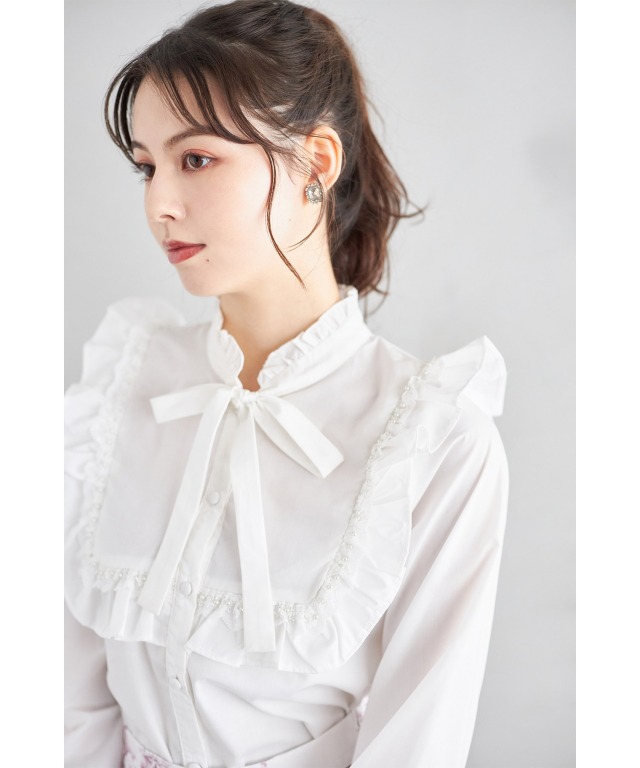 美品✨アンティークブラウス　タックフリル　ボウタイ　リボン　サテン　白 コットンライクホイップフリルボウタイリボンブラウス