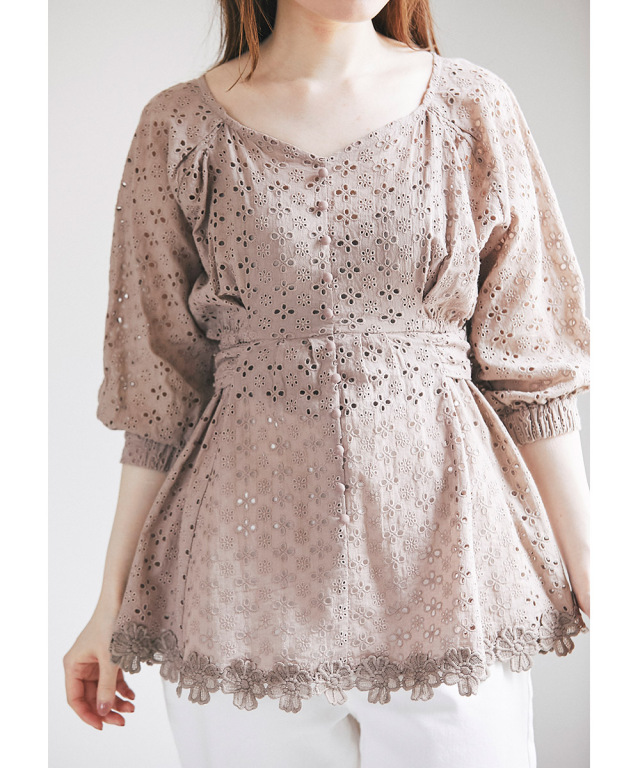 バルーンスリーブフラワーレースヘムコットンブラウス