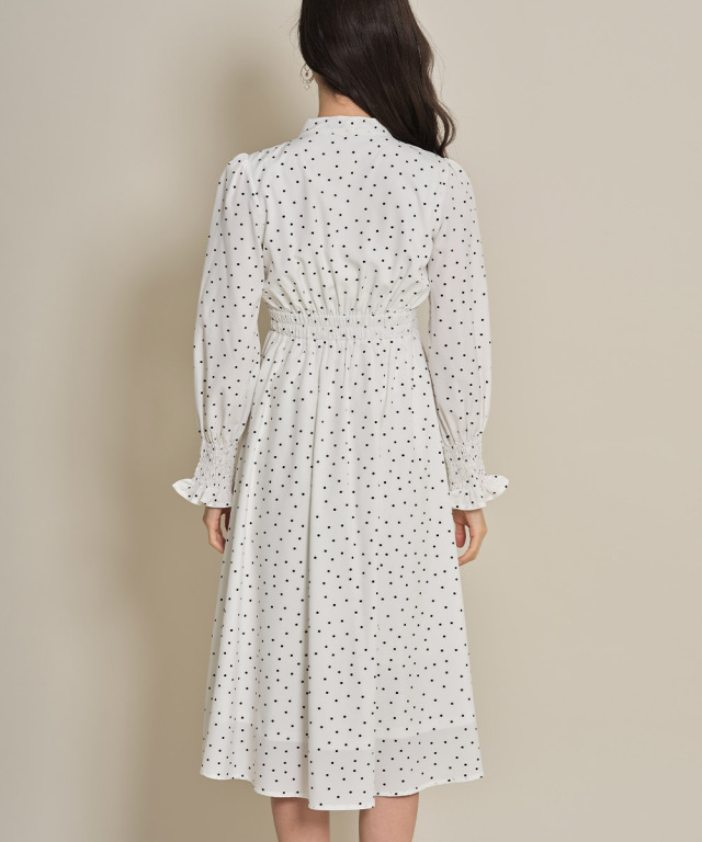 フレンチシックでお嬢様ライクな袖口シャーリングドット柄ボウタイ  