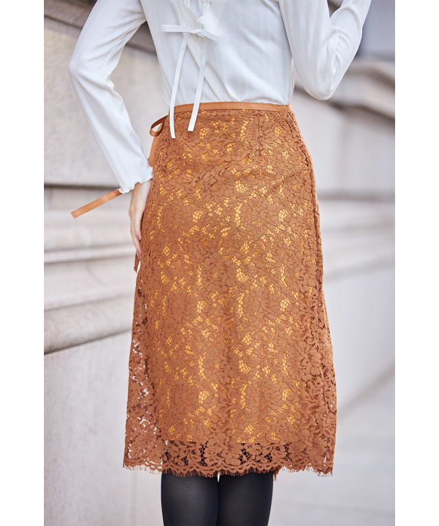 華やかな品格をキープするりぼん付きフラワーレースラップタイトスカート Tocco Closet Luxe