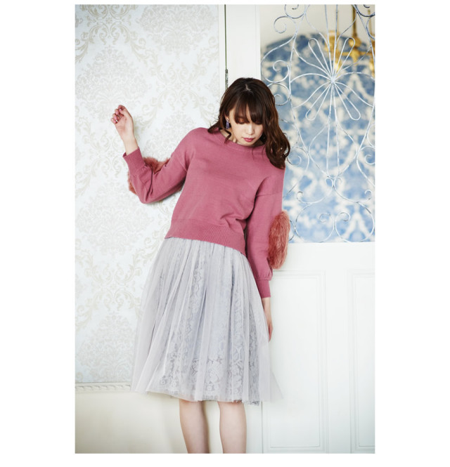 レースが透けてるふんわりチュールスカート Nalro ナルロ New At Tocco Closet トッコクローゼット カタログ Ray10月号p161にて白石麻衣さんはアイスグレー着用