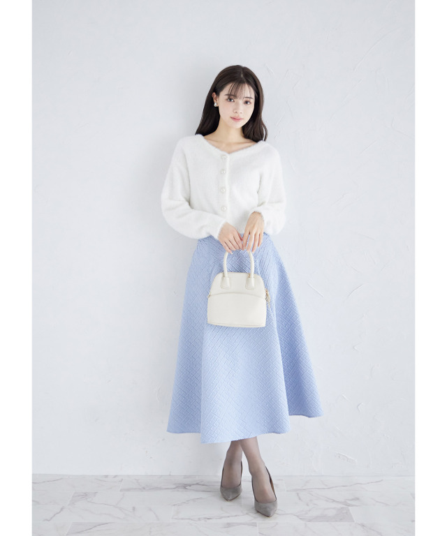 グロッシーツイルエンボスフレアスカート