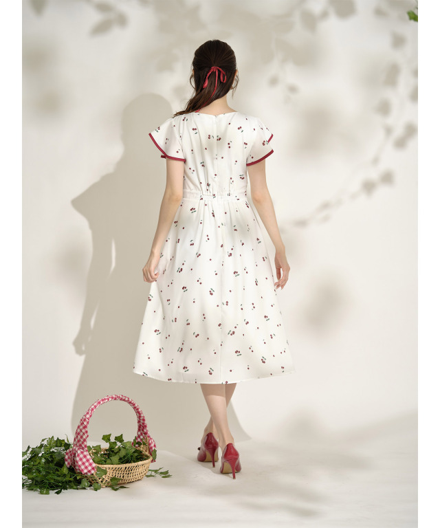 tocco トッコクローゼット　チェリーワンピース パール釦パワーショルダーボウタイリボンチェリープリント