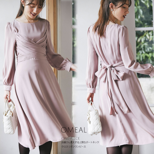 お嬢さん見えする上質なボートネッククロスリボンワンピース