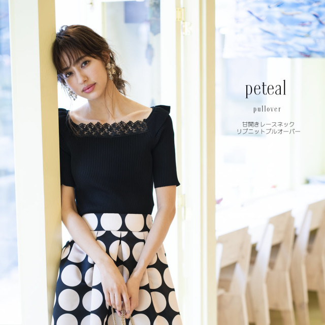 甘開きレースネックリブニットプルオーバー 愛甲千笑美さんはブラック着用 甘開きレースネックリブニットプルオーバー 愛甲千笑美さんはブラック着用