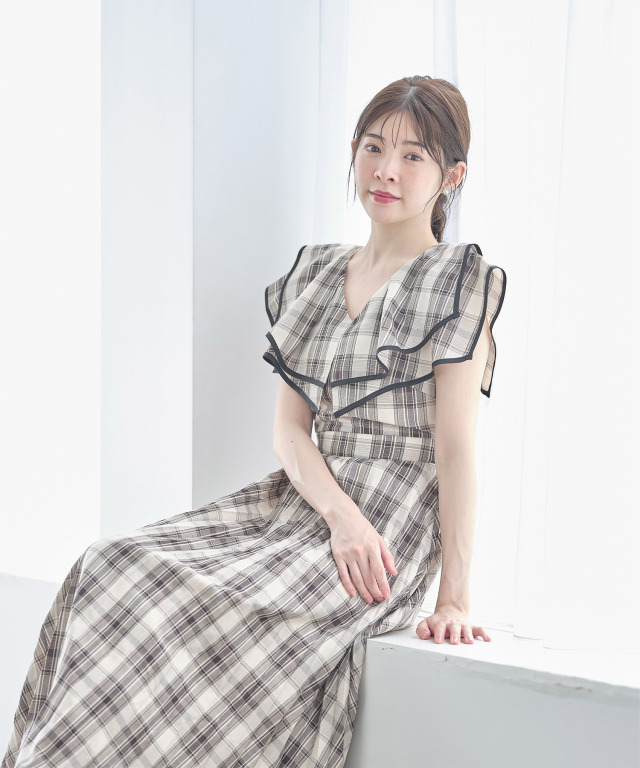 パイピングビックカラーチェック柄プリーツワンピース 