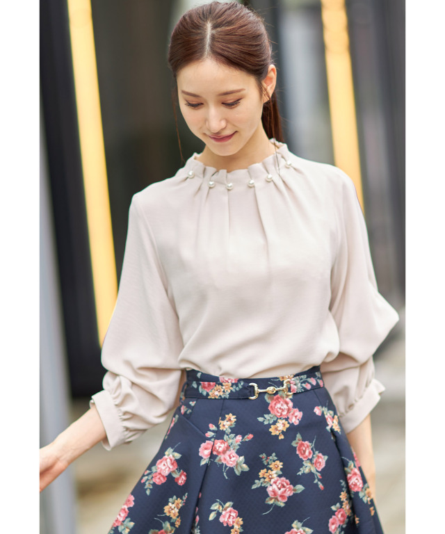 arumlily アロムリリー  肩ラインバックタックブラウス SALE リネンバックタックブラウス[DRA5-23E114]｜URBAN RESEARCH公式