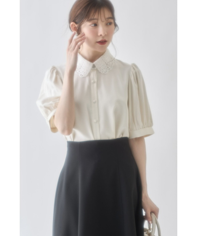 さえら◇ヒスクローネ◇リネンパンツ◇ナチュラルカラー◇ビジュー•フリル装飾◇美品 セール】 【無理せずキレイ】ブラウス見え お袖フリルレース