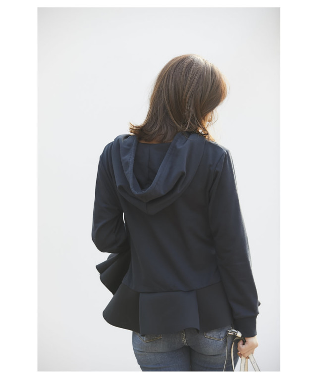 TOBECHIC フリル パーカー（42）黒　ベルベット TOBECHIC フリル パーカー（42）黒 ベルベット 2025年最新】TO