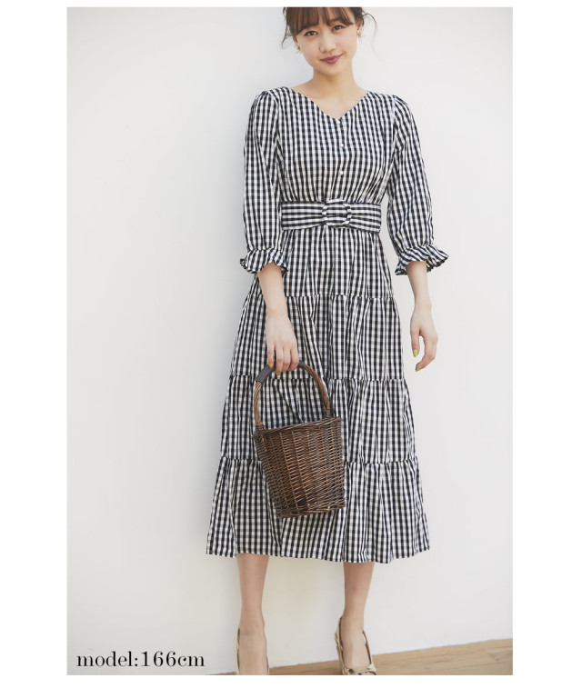 ベルト付きパール釦ギンガムチェックティアードマキシワンピース 【rakate ラケート】 tocco closet(トッコクローゼット) Collection ベルト付きパール釦ギンガムチェックティアードマキシワンピース 【rakate ラケート】 tocco closet(トッコクローゼット) Collection