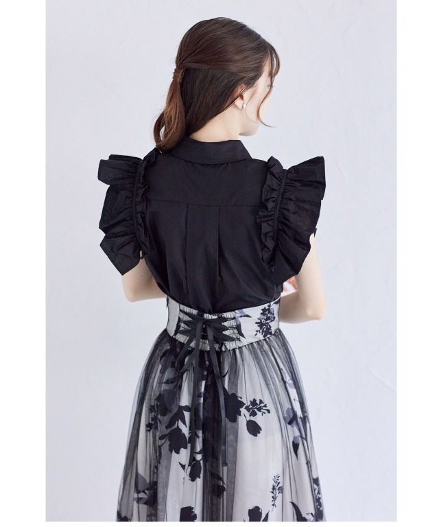肩ギャザーフリル付きノースリーブコットンブラウス 