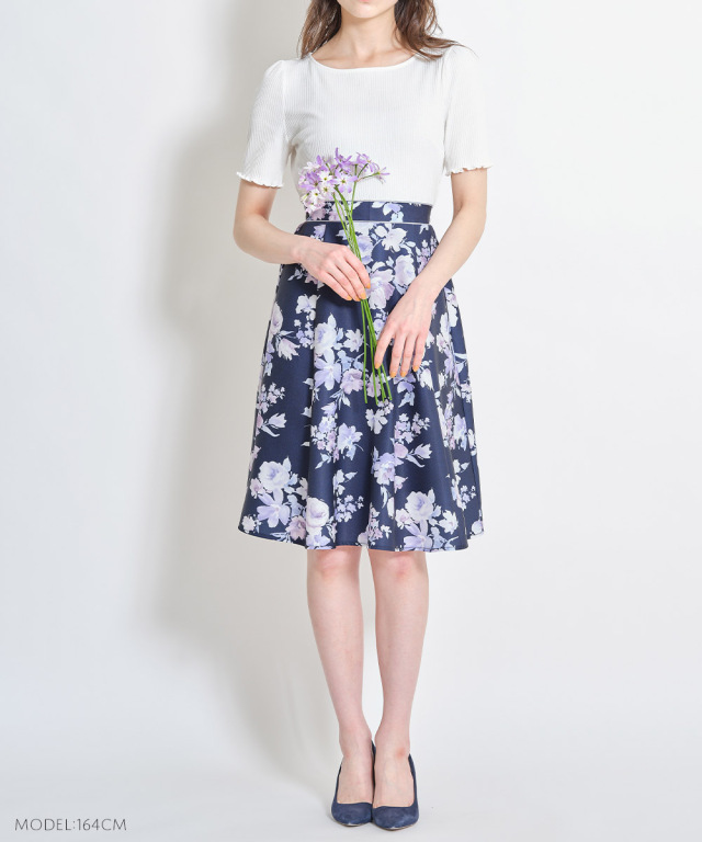 袖口メローフリルリブカットソー×フラワープリントドッキングワンピース 