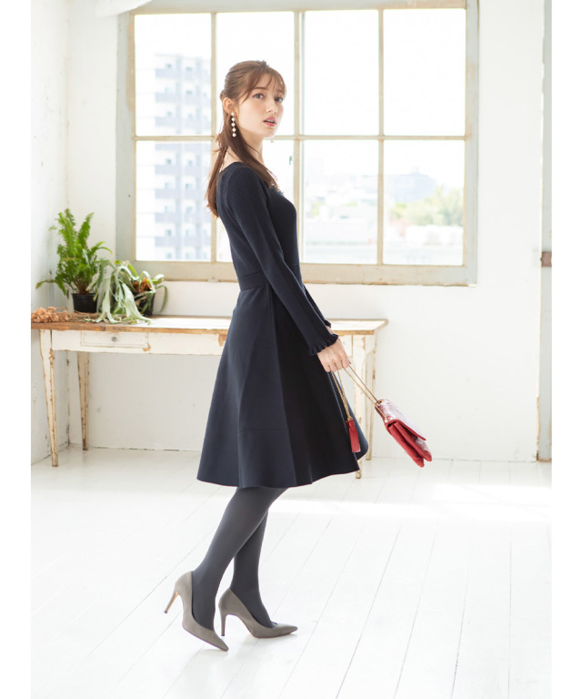レディ感ファーストな美人服！ペチコート付きフラワーパールビジュー 