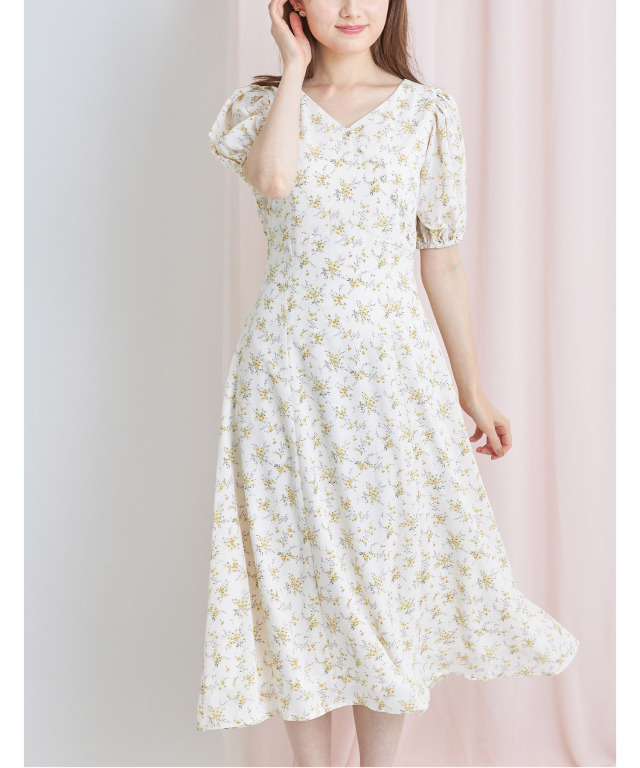 ★㈱フランドル　フラワー柄スプリングコート　М　ベージュ★ 商品番号【 089035 】Mycloset