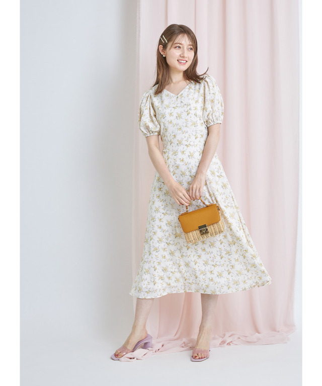 ウエストりぼん付きくるみ飾り釦フラワープリントカシュクール