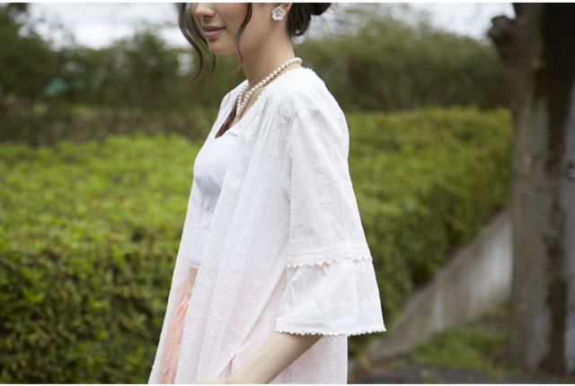 sanpo kuschel お散歩道に咲く花刺繍カーディガン b13647ps