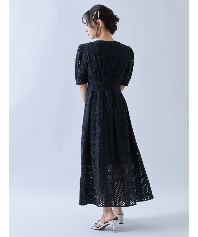 ｖネックコットンカットワークレース刺繍ワンピース