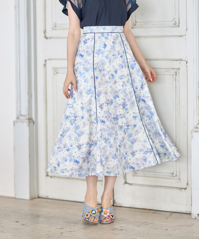 水彩フラワープリント×パイピングフレアスカート 