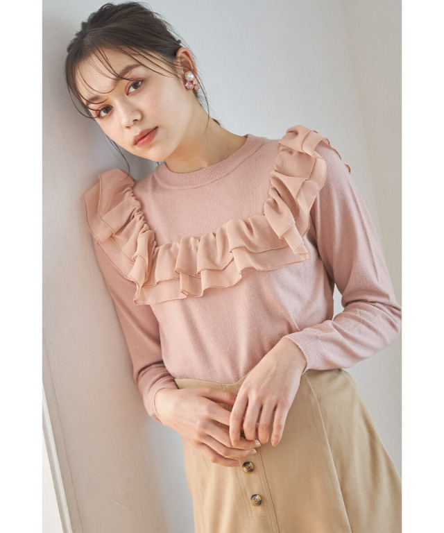 可愛らしさをあざとくアピール♪シフォンフリル付きニットプルオーバー