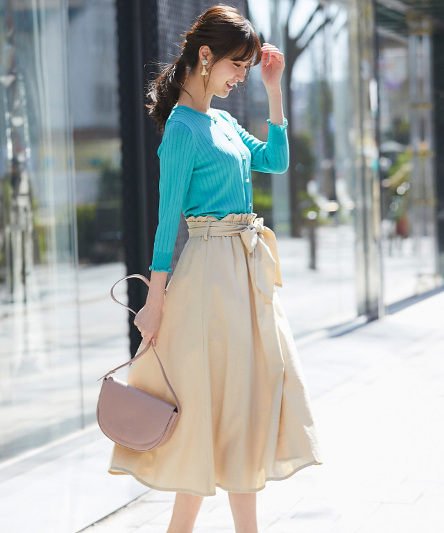 誰よりも大人かわいく☆ウエストりぼん付き無地フレアスカート 