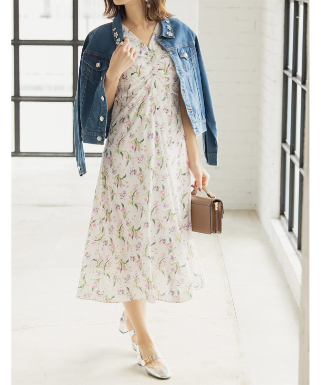 きれいに着こなせる小技が利いた１枚 フラワープリントワンピース Tedies テディース Tocco Closet トッコクローゼット Collection 金城ゆきさんコラボ