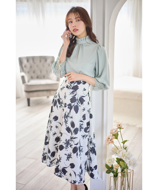 Sale! ❁ハンドメイド❁ White Linenアップリケ巾着3 Sale! ❁ハンドメイド❁ White Linenアップリケ巾着3