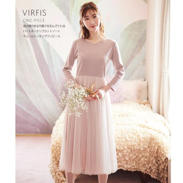 抜け感のある可愛さを生んでくれるハートネックリブカットソー チュールドッキングワンピース