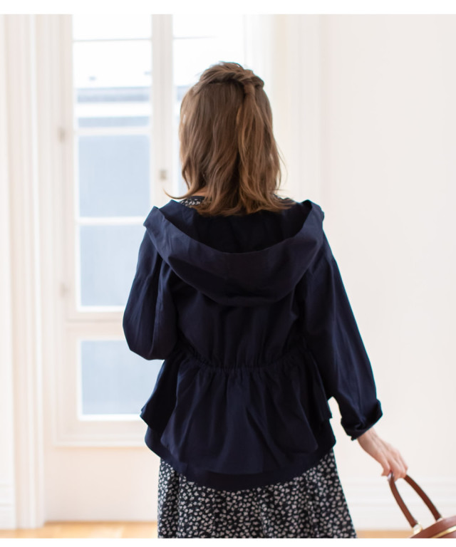 後ろ下がり裾フリルフード付きブルゾン Vistear ヴィスター オンライン限定販売