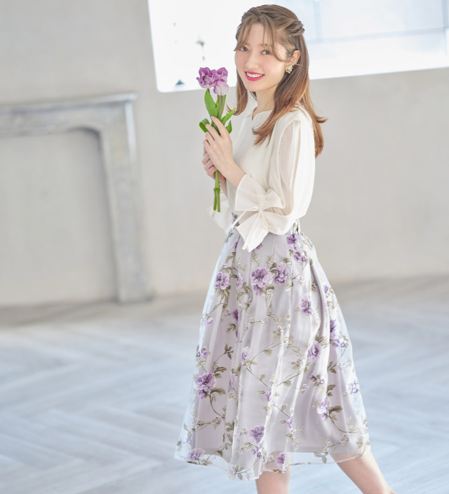 ふんわり可愛さを引き立てるポケット付きフラワープリントオーガンジー 