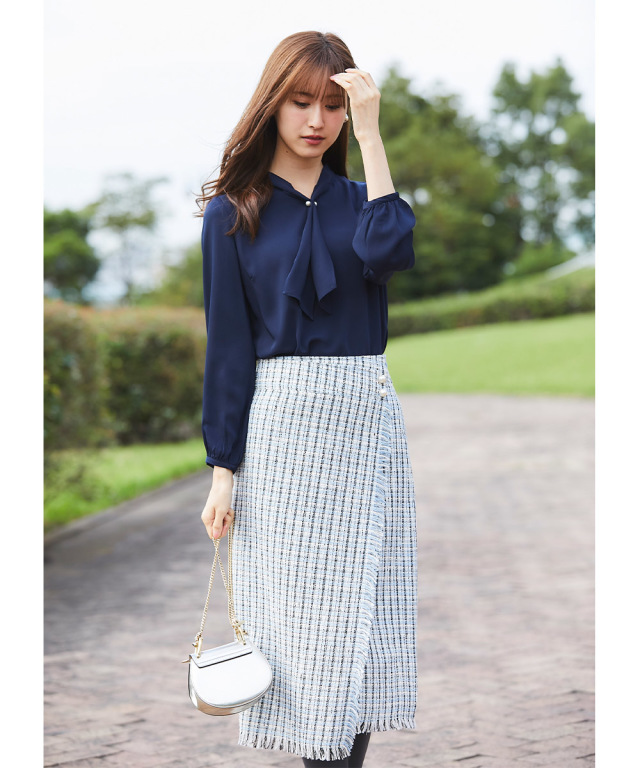 絶妙丈で使いやすい！パール釦ツイードラップスカート≪tocco closet  